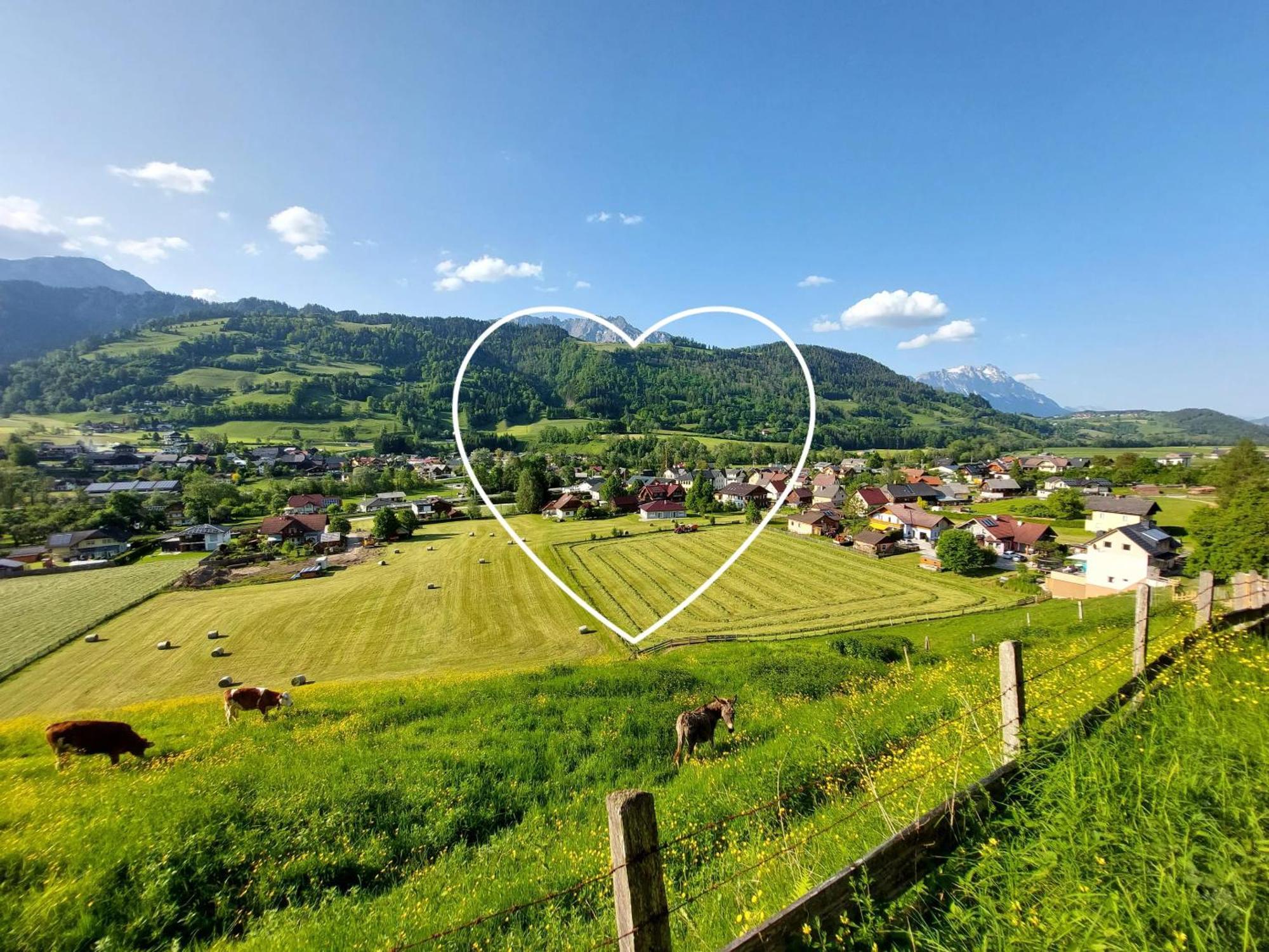 Charming House In Pruggern, Mountain View Villa Exterior photo